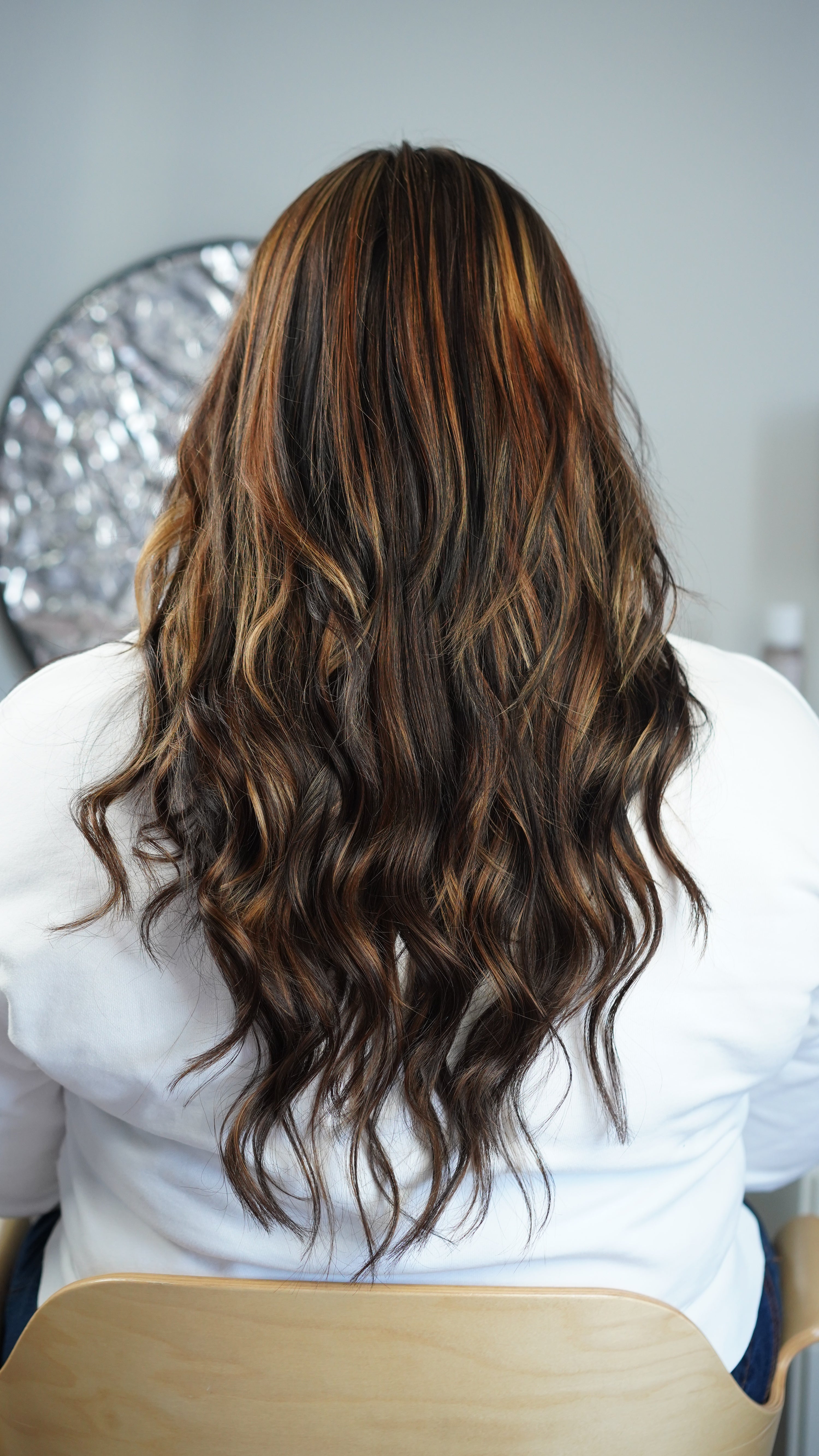 Clip-In Extensions Dark Brown mit warmen Highlights (#2/6/2)