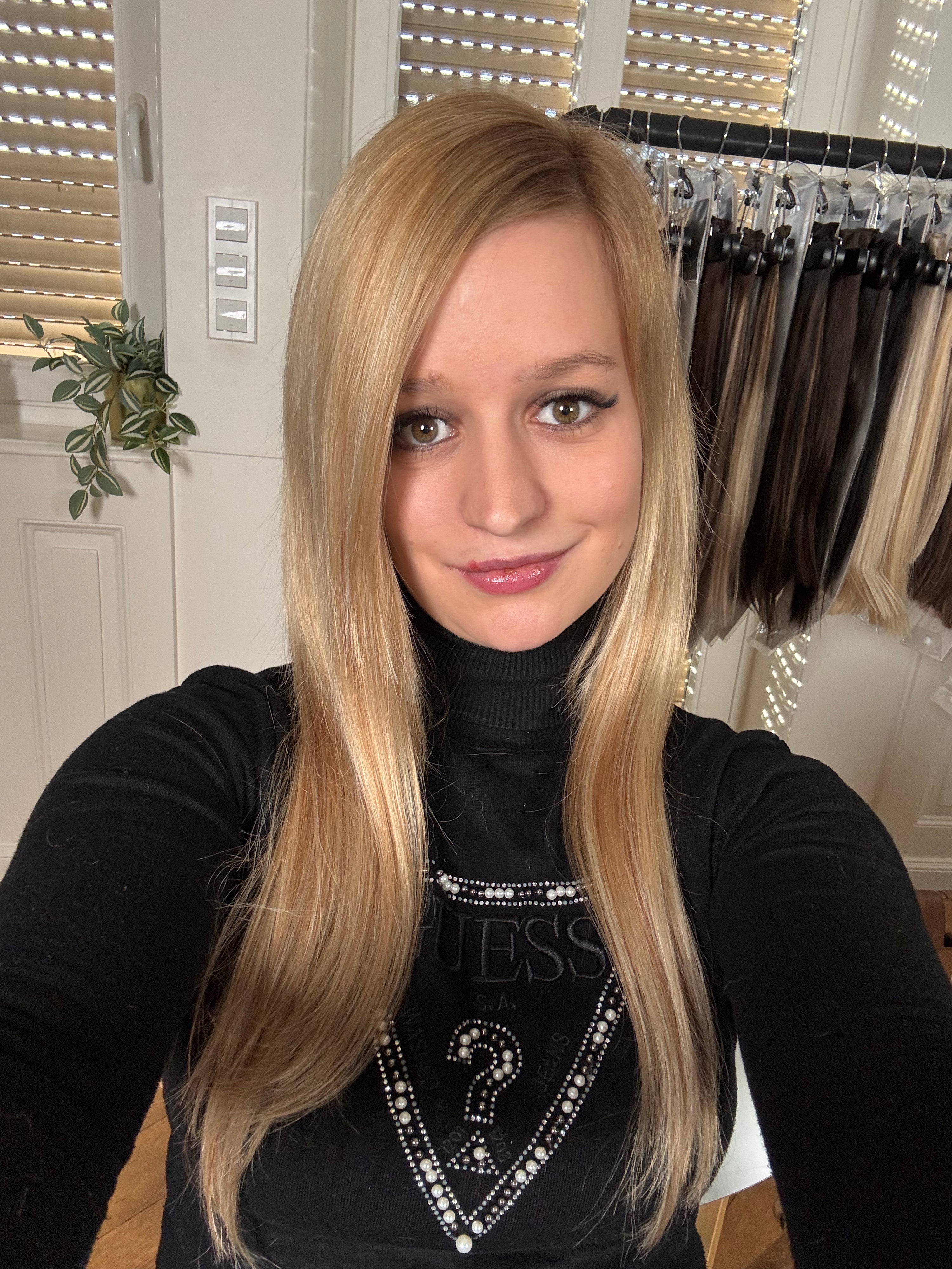 Clip-In Extensions Light Beige Blond Blend (#P16/22A)